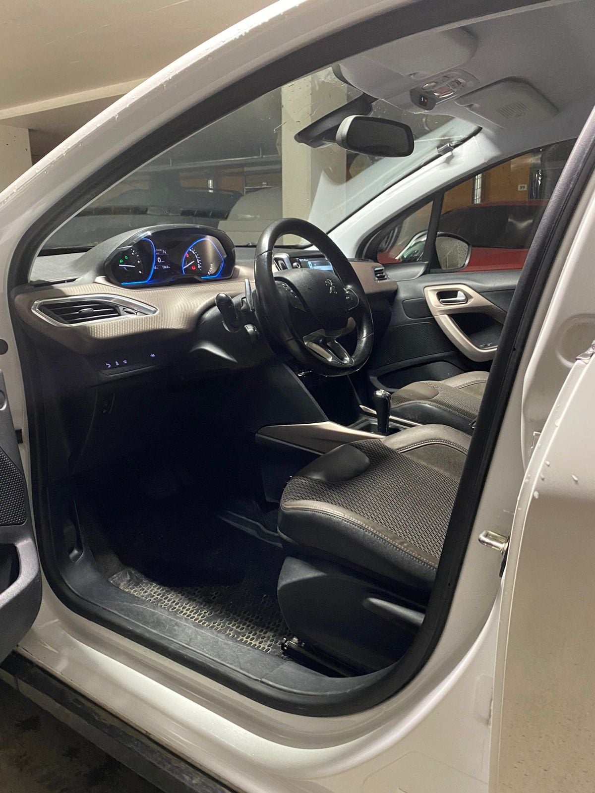 Peugeot 2008 1.6 e-HDi 92 ETG6