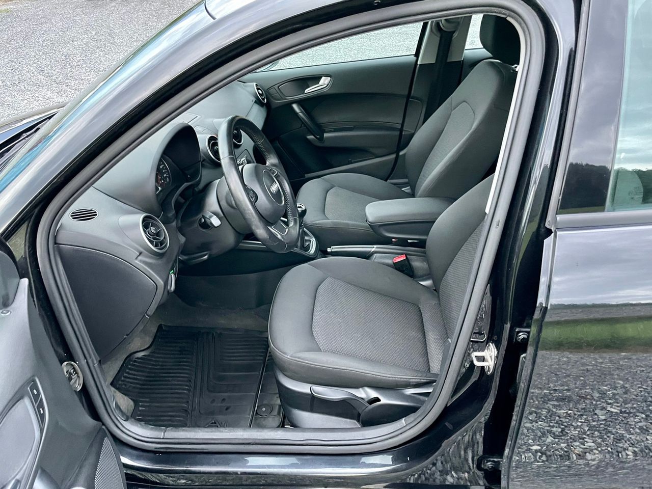 Audi A1 Sportback 1.6 TDI 105ch Black