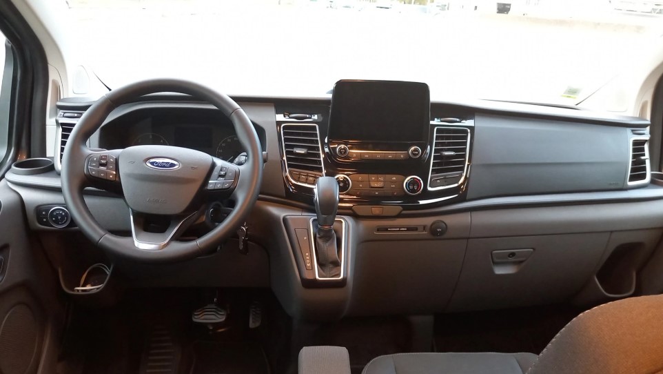 Ford Transit Custom 320 L2H1 2.0 EcoBlue 170 ch BVA Limited Cabine Approfondie 6 Places