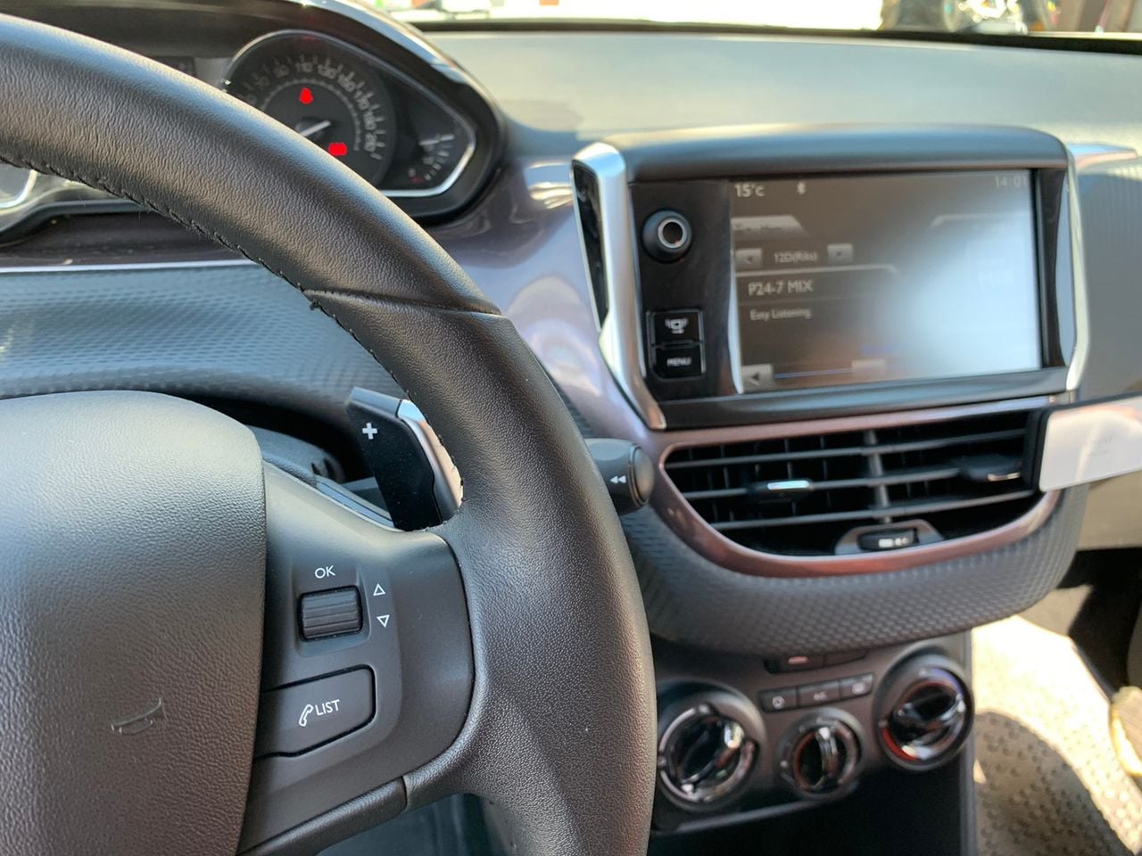 Peugeot 2008 1.2 VTi 82 ETG5