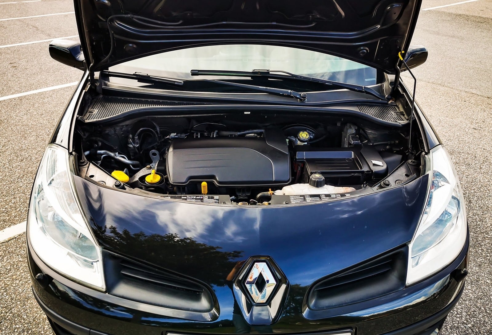 Renault Clio III Estate – 1.2 16V 75 ch