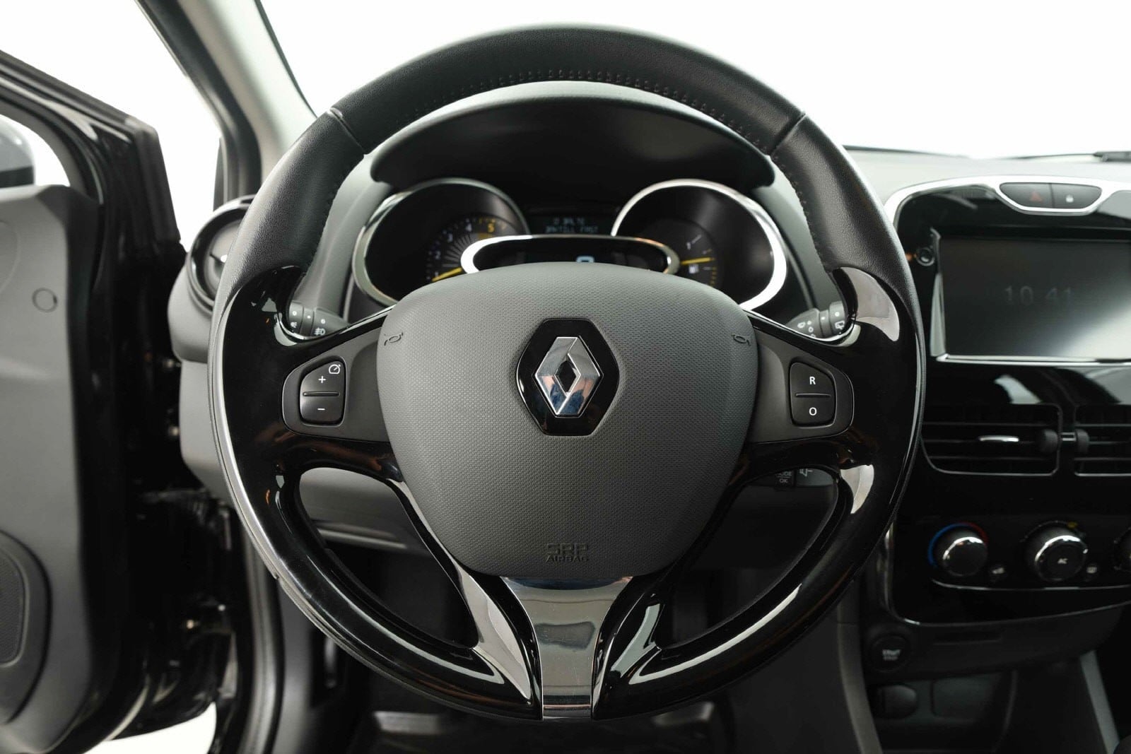 Renault Clio IV Expression 1.5 dCi 90 ch