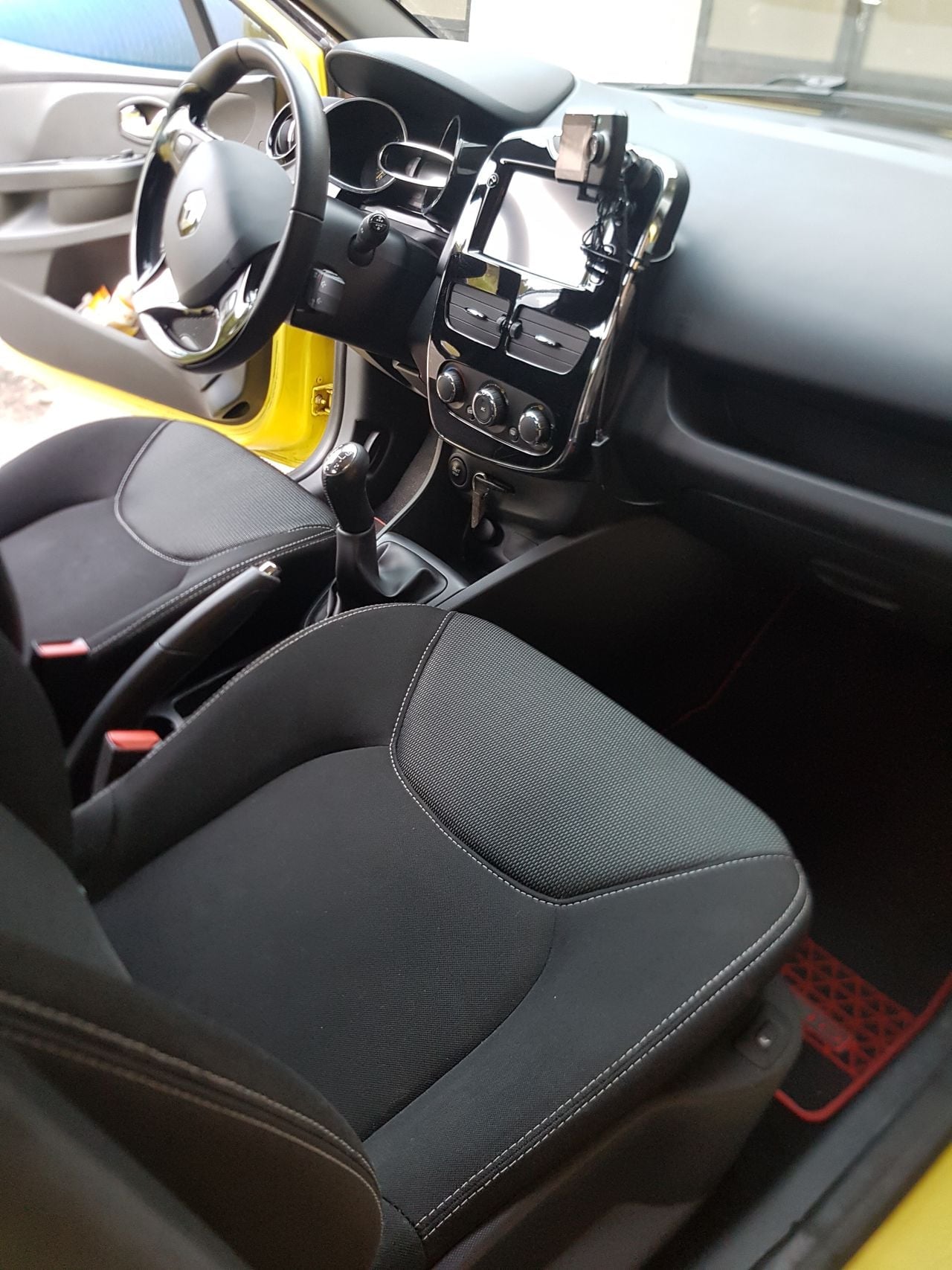 Renault Clio IV 0.9 TCe 90 Dynamique