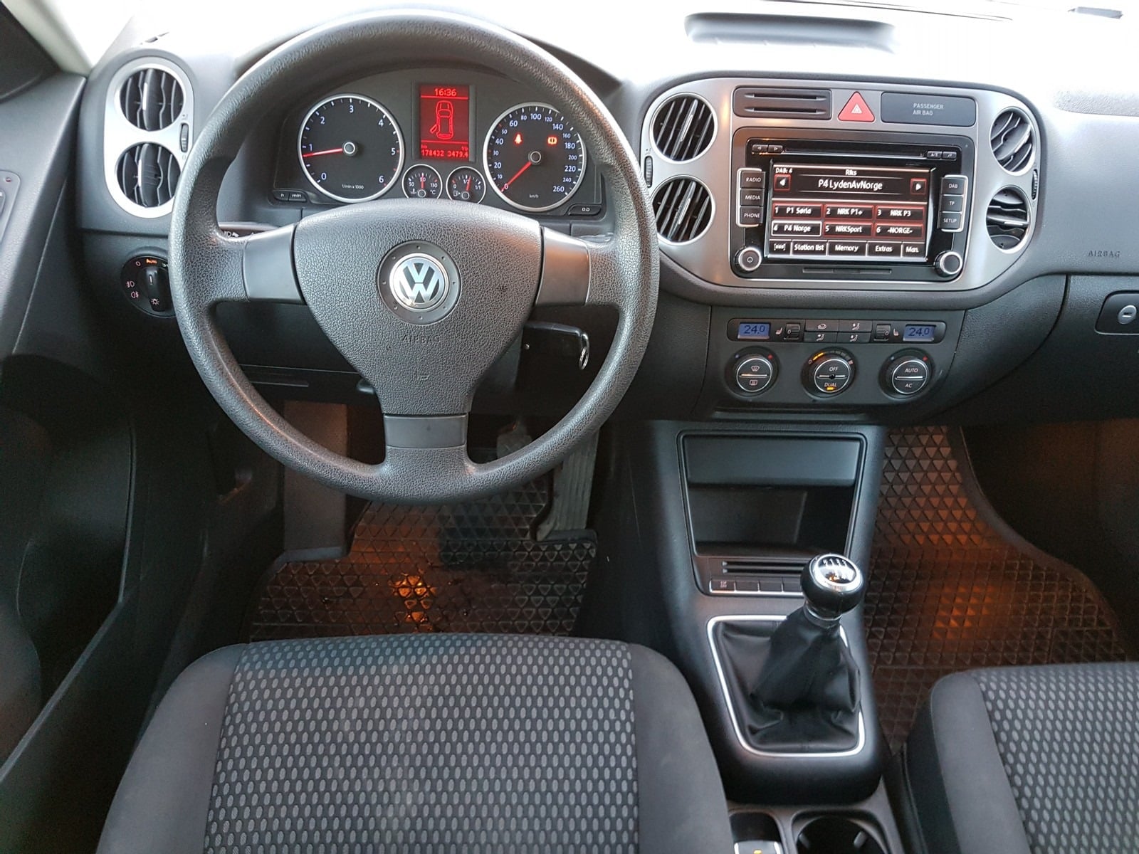 Volkswagen Tiguan 2.0 TDI 140 4Motion Trend