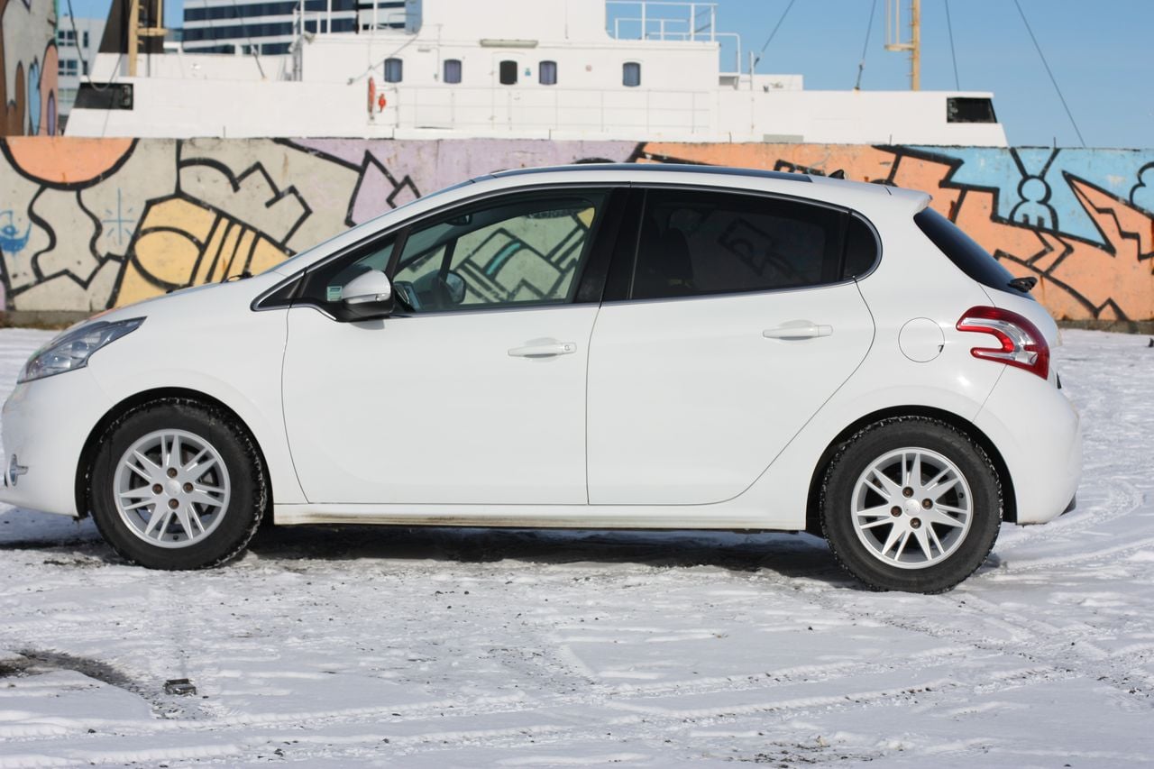 Peugeot 208 Allure 1.4 HDi 68ch
