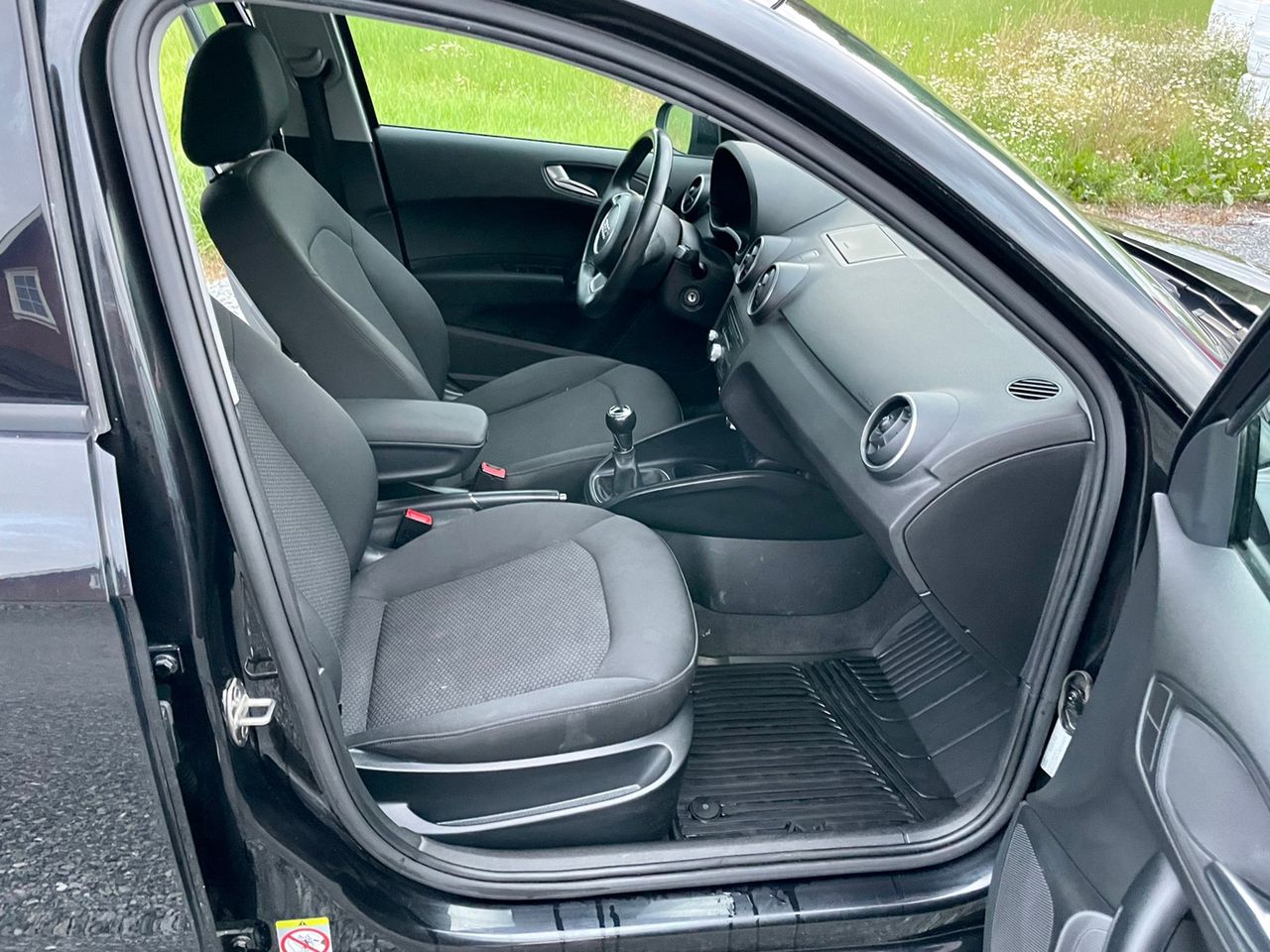 Audi A1 Sportback 1.6 TDI 105ch Black