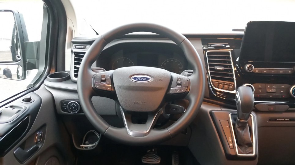 Ford Transit Custom 320 L2H1 2.0 EcoBlue 170 ch BVA Limited Cabine Approfondie 6 Places