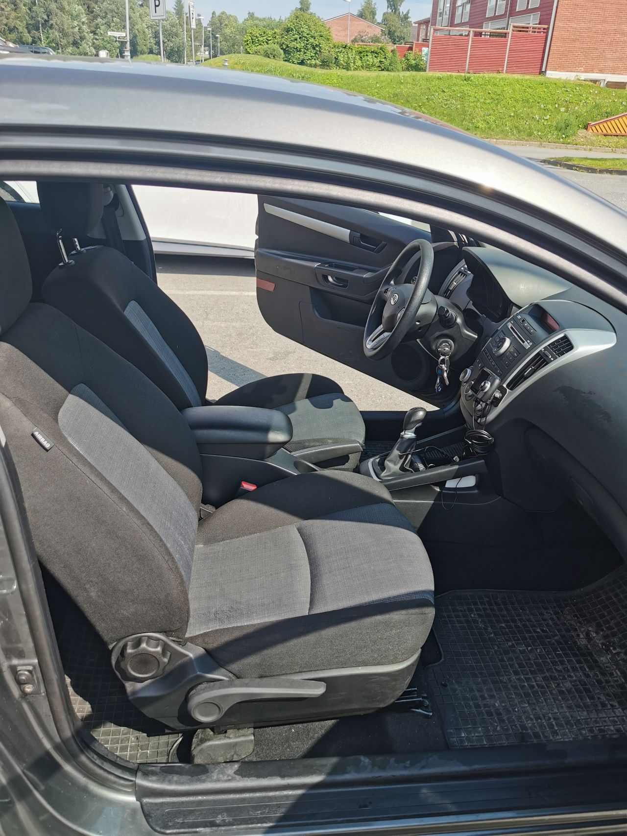 Kia Cee’d 1.4 CVVT 90 ch