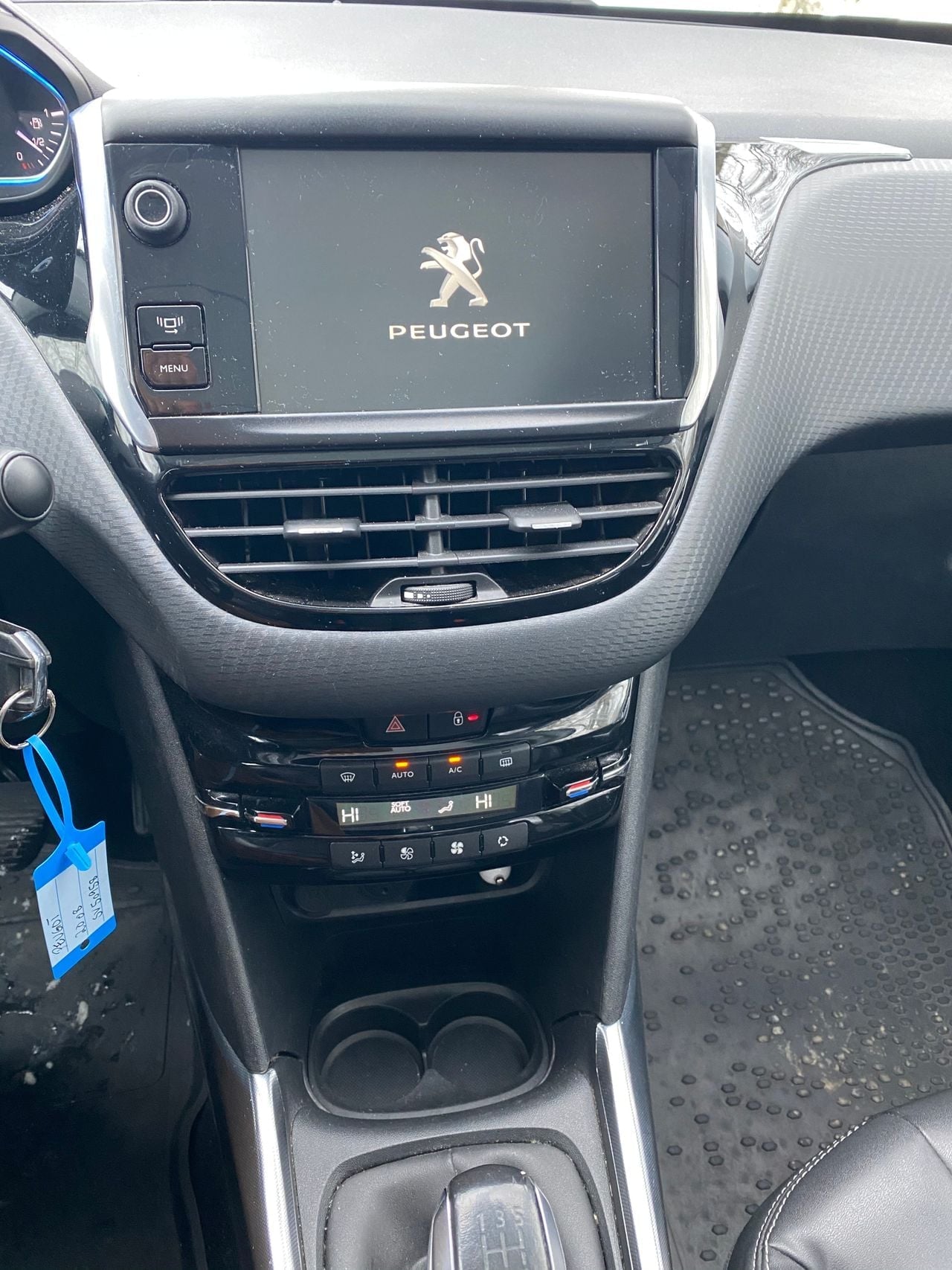 Peugeot 2008 1.2 VTi 82