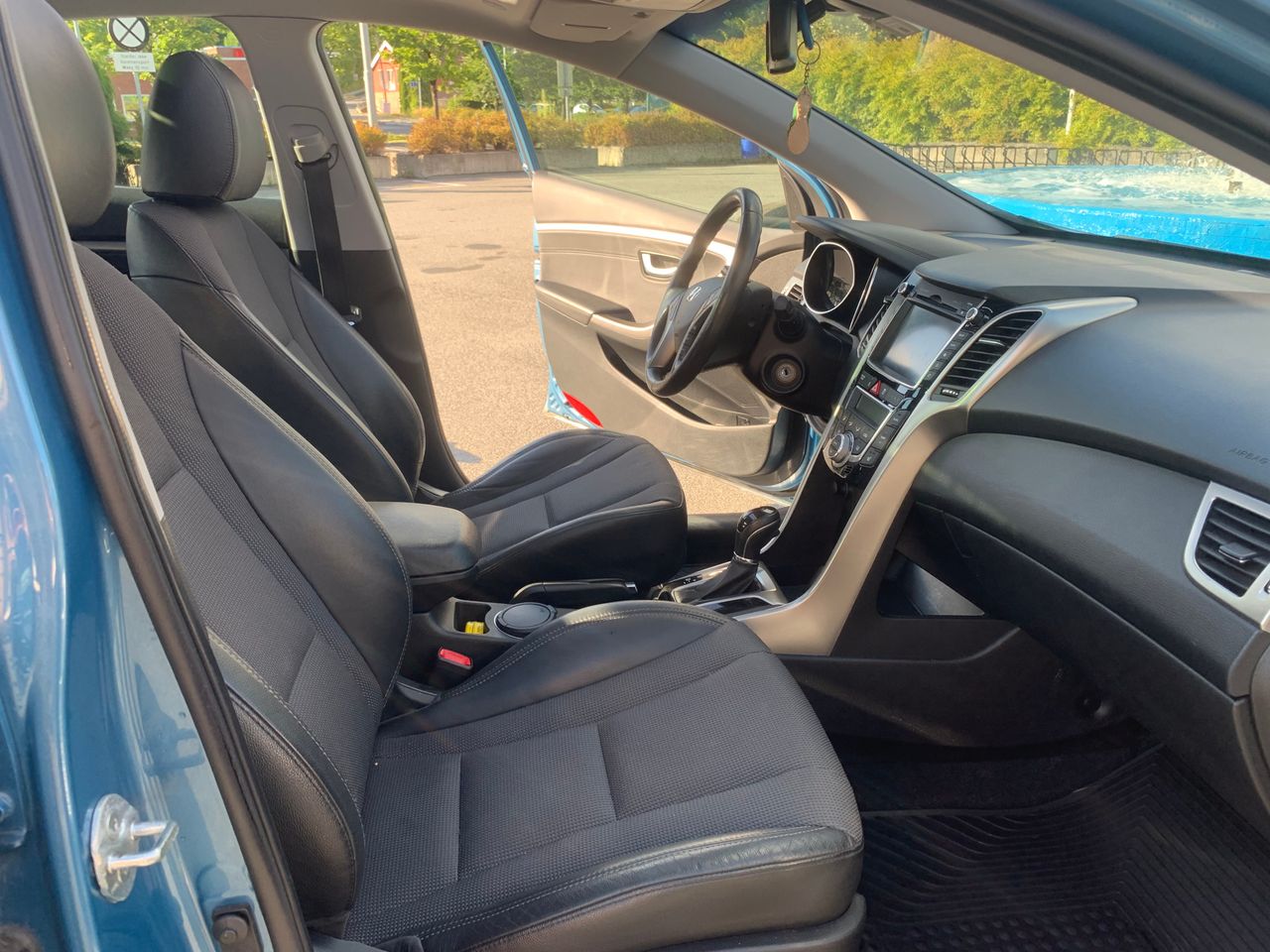 Hyundai i30 II