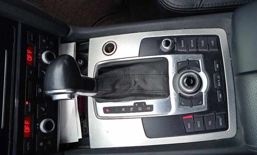Audi Q7 3.0 V6 TDI 245 ch DPF Quattro Tiptronic