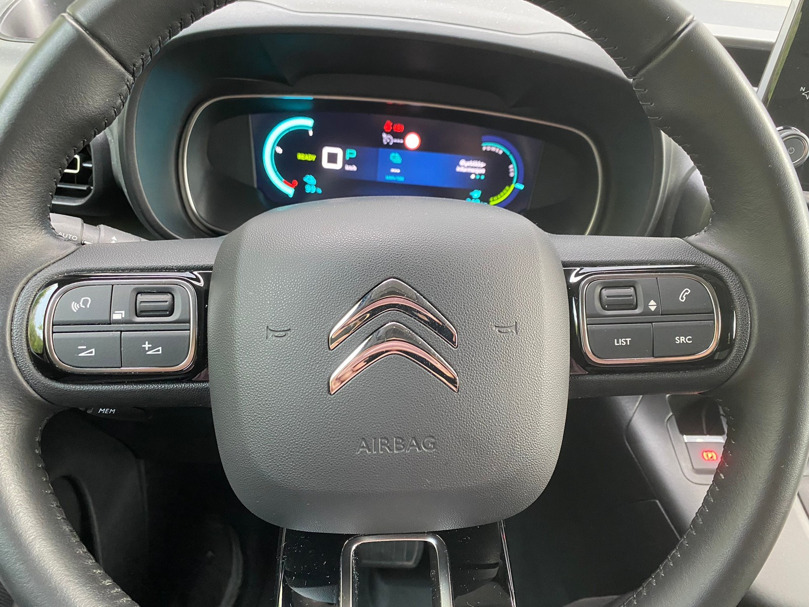 Citroën ë-Berlingo XL 7 places – Électrique 136 ch Autonomie (WLTP): 265 km