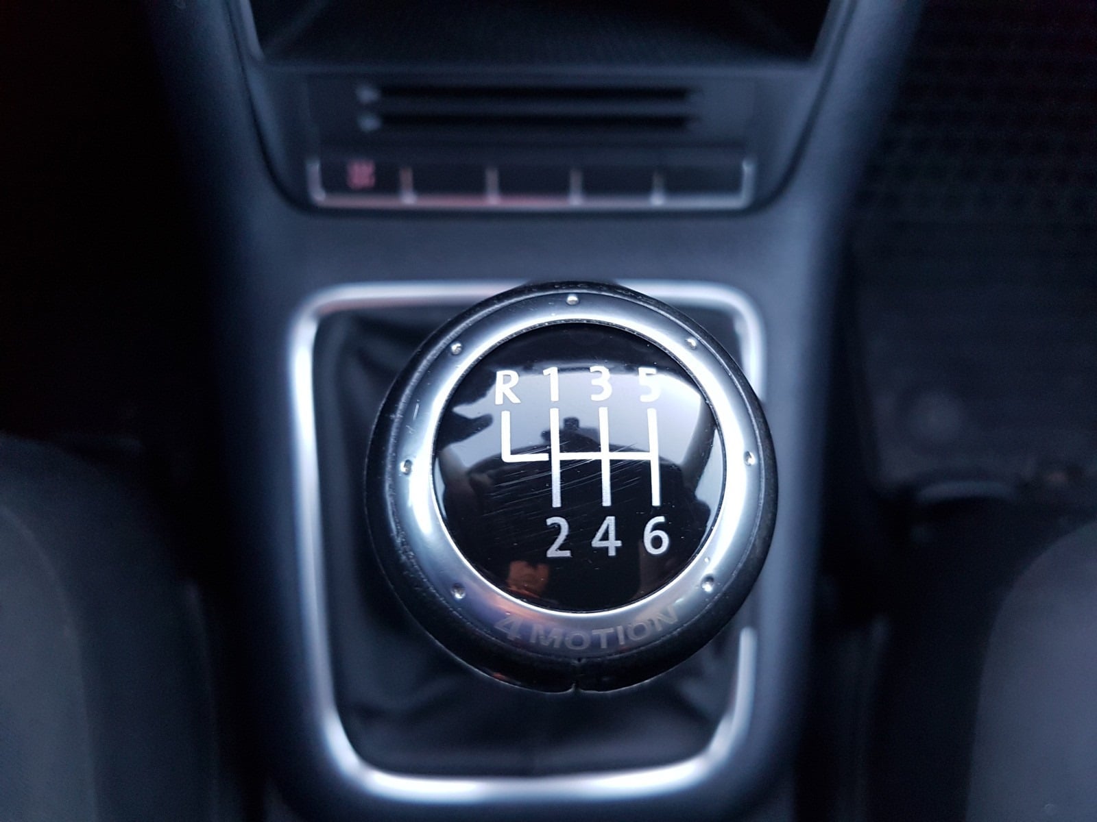 Volkswagen Tiguan 2.0 TDI 140 4Motion Trend