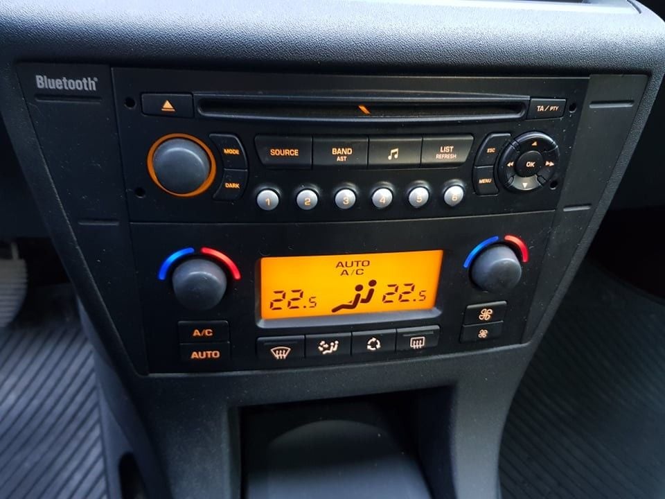 Citroën C4 1.6 HDi 90 ch