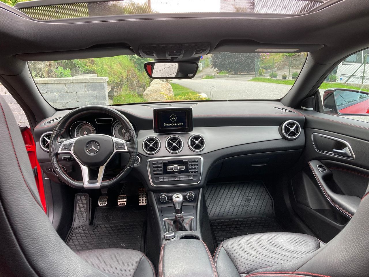 Mercedes-Benz CLA 180 1.6 122 ch AMG