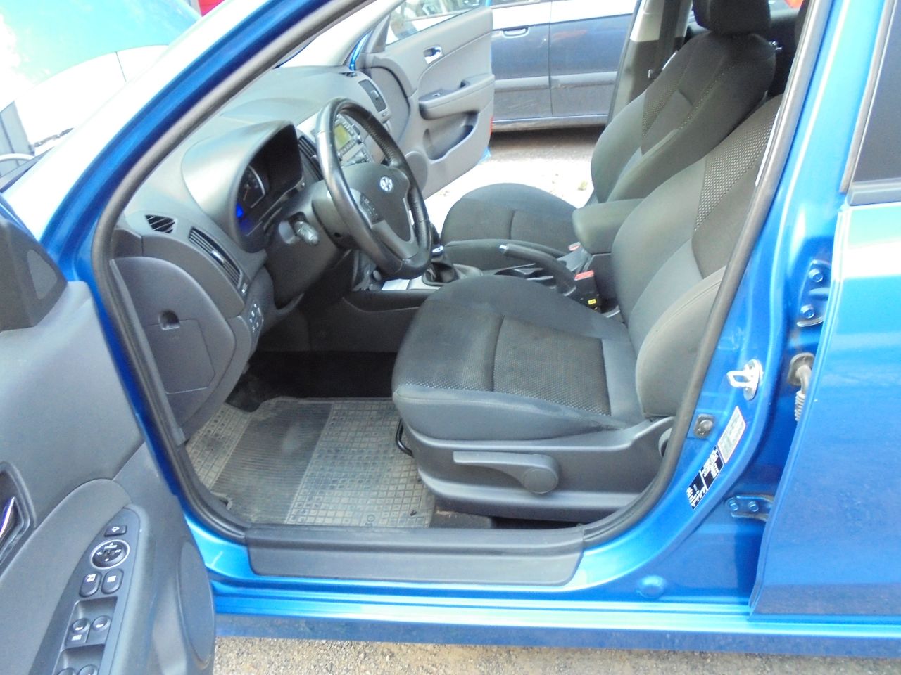 Hyundai i30 CW  1.6 CRDi 90 ch Blue Drive