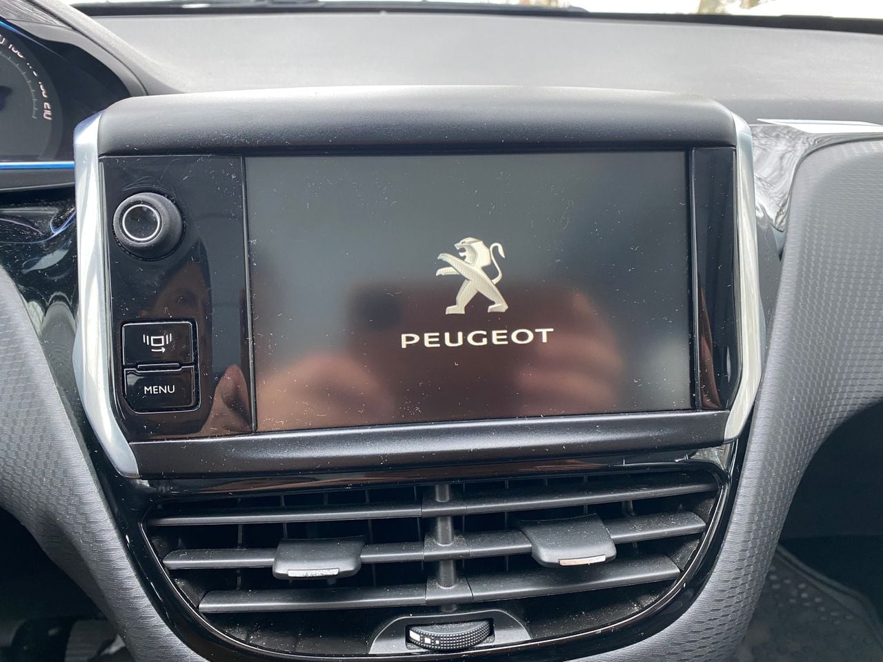 Peugeot 2008 1.2 VTi 82