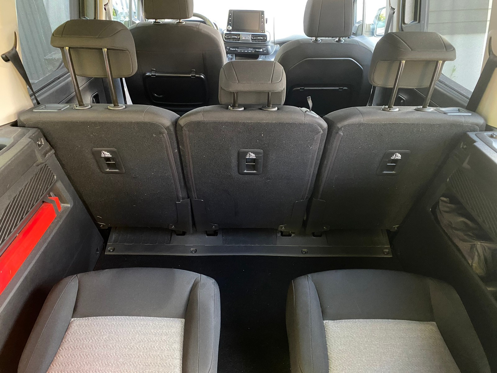 Citroën ë-Berlingo XL 7 places – Électrique 136 ch Autonomie (WLTP): 265 km