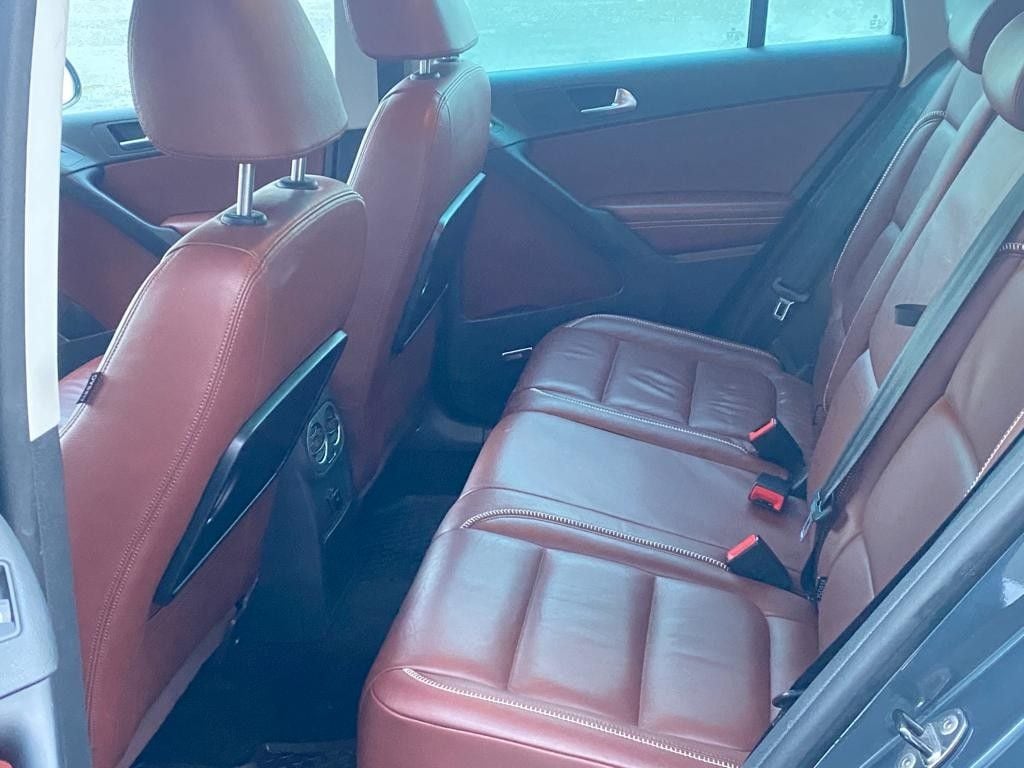 Volkswagen Tiguan Carat 2.0 TDI 140 DSG 4Motion