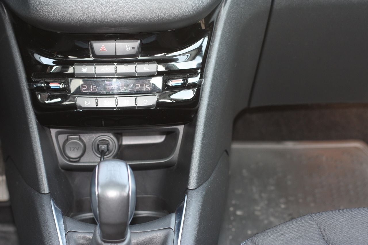 Peugeot 208 Allure 1.4 HDi 68ch