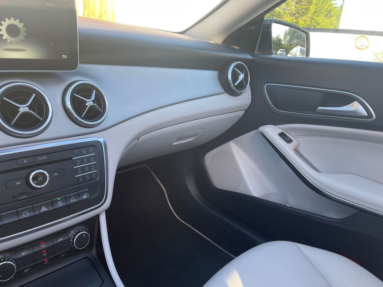 Mercedes-Benz CLA 180 1.6 122 ch 7G-DCT