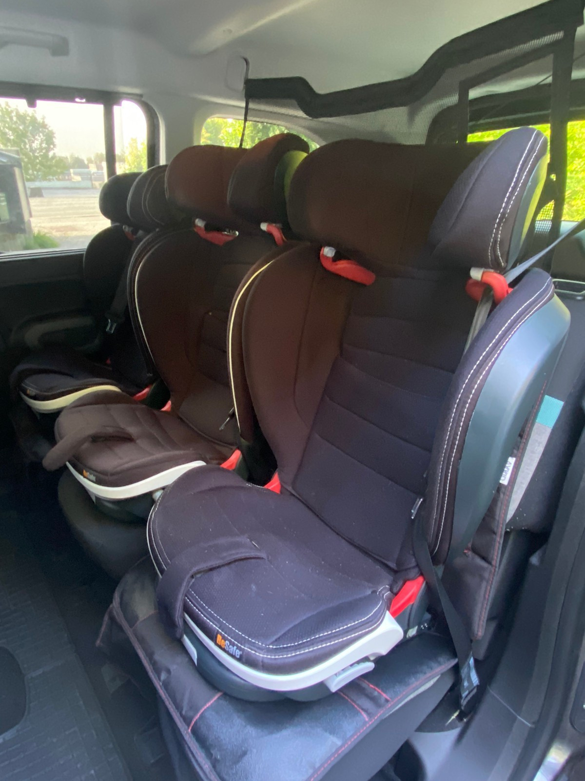 Citroën ë-Berlingo XL 7 places – Électrique 136 ch Autonomie (WLTP): 265 km