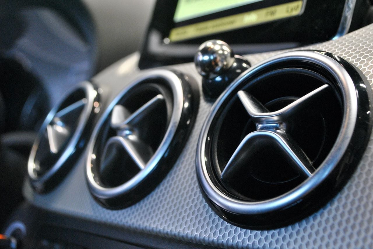 Mercedes-Benz Classe B 180 CDI BlueEFFICIENCY – 1.8 Diesel 109 ch