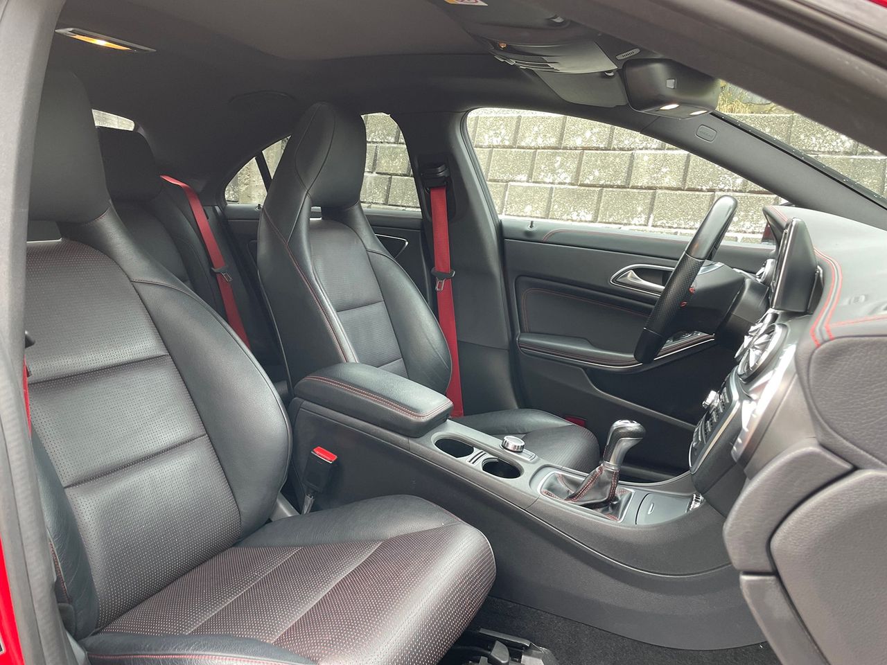 Mercedes-Benz CLA 180 1.6 122 ch AMG