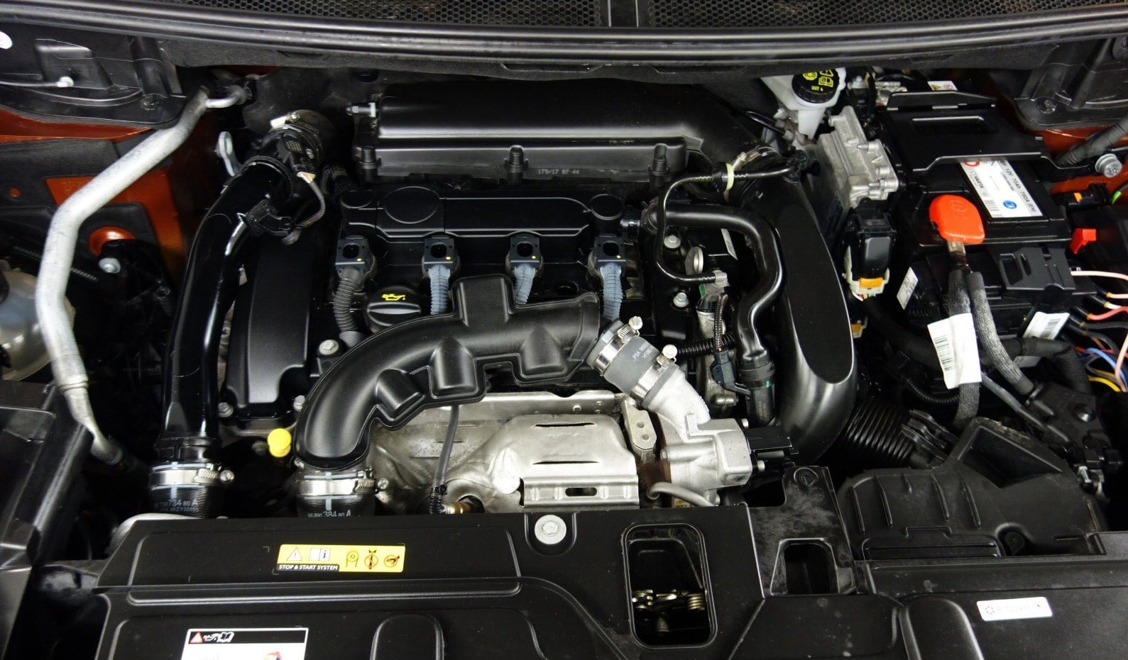 Peugeot 3008 II GT Line Essence EAT6