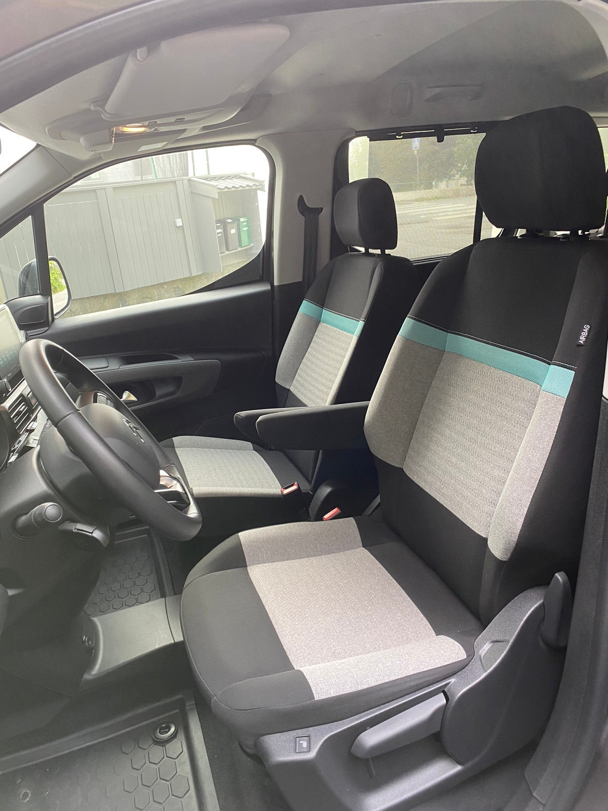 Citroën ë-Berlingo XL 7 places – Électrique 136 ch Autonomie (WLTP): 265 km