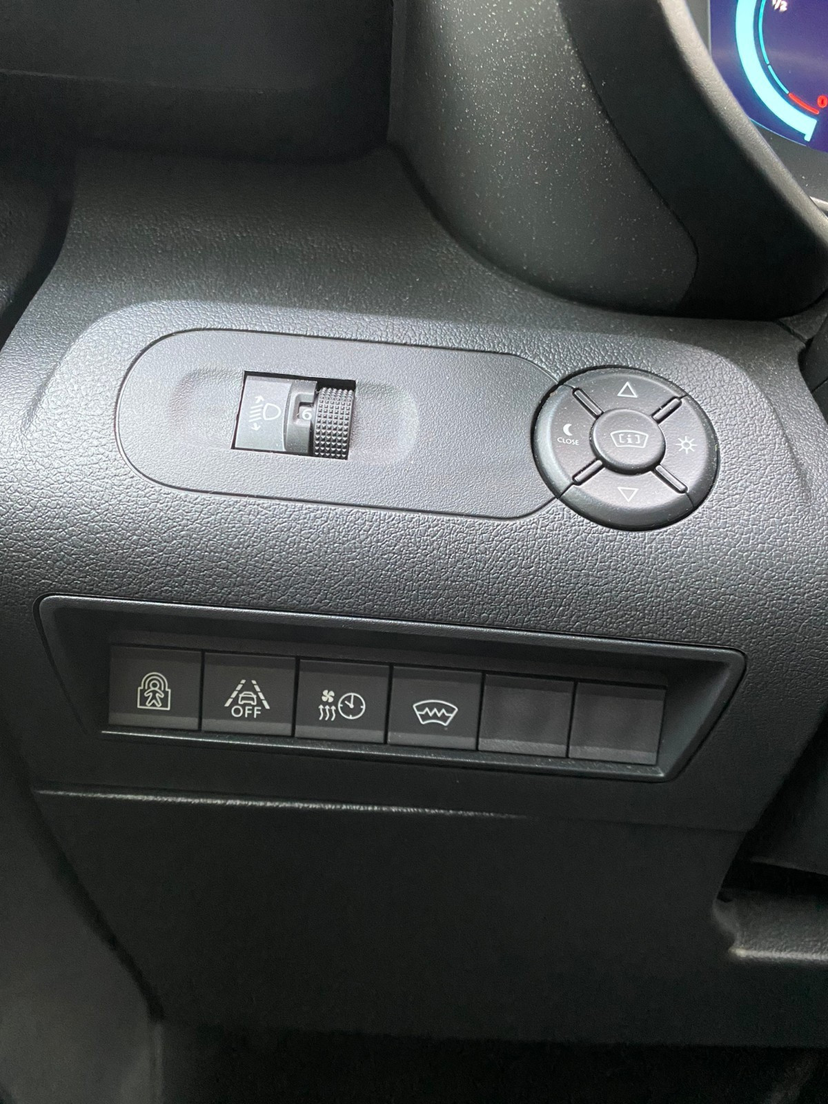 Citroën ë-Berlingo XL 7 places – Électrique 136 ch Autonomie (WLTP): 265 km