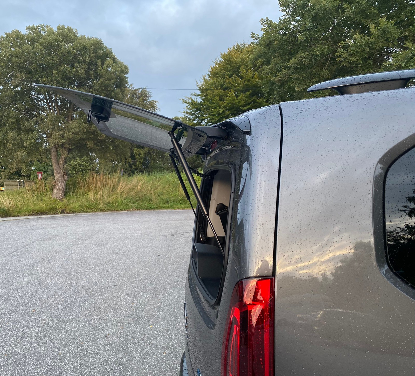 Citroën ë-Berlingo XL 7 places – Électrique 136 ch Autonomie (WLTP): 265 km